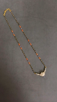 Black Diamonds With Pipe Corals And Purple Chain - White, 17 Inches, Vz