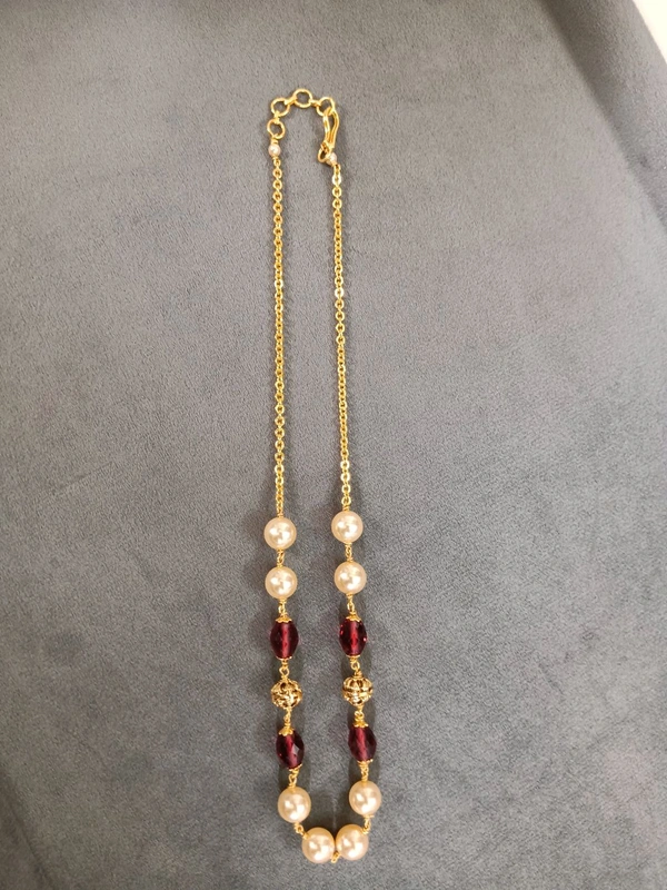 Swarorsk And Manulu Chain  - Red