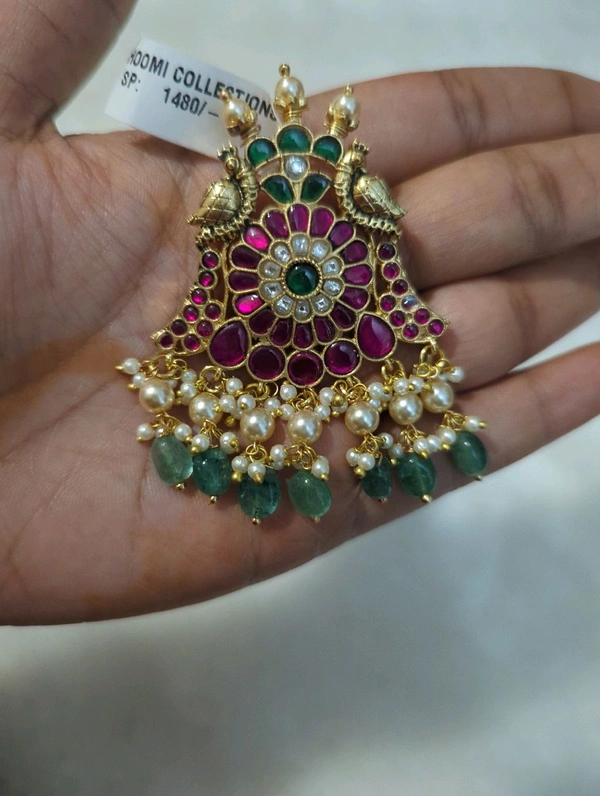 Jadua Kundan Pendant 