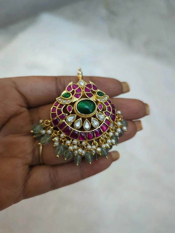 Jadua Kundan Pendant 