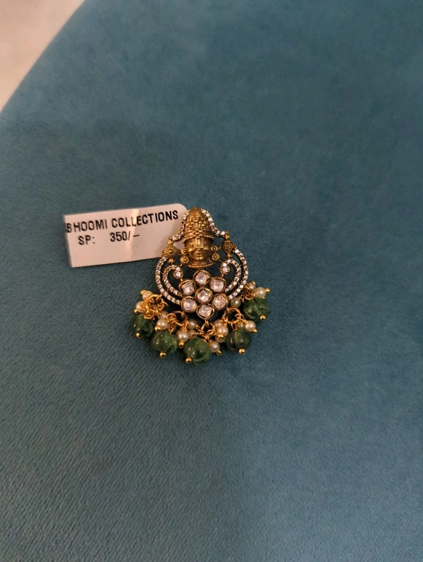 Victorian Pendent 