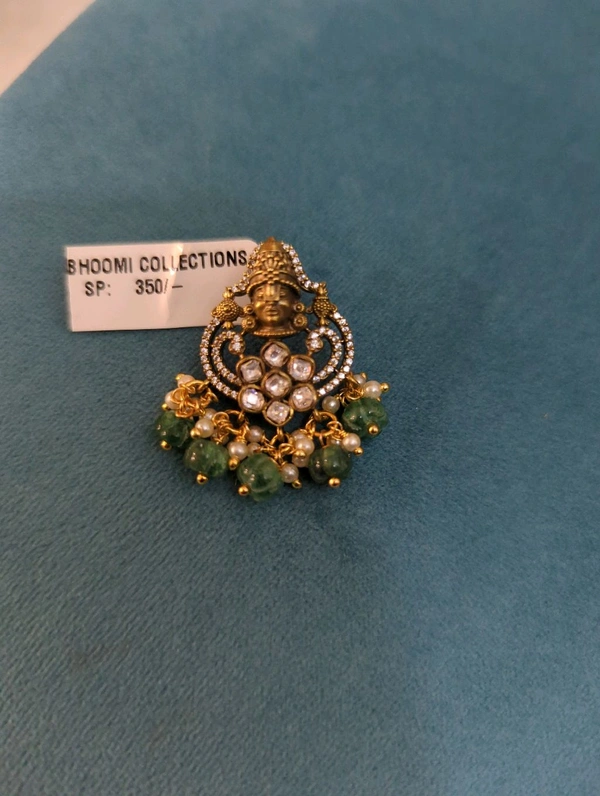 Victorian Pendent 