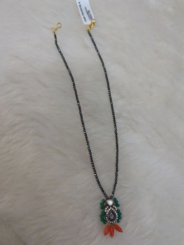 Black Diamonds With Pendent 