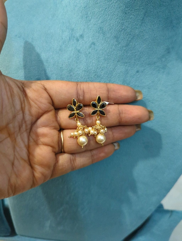 Changeble Ear Rings 