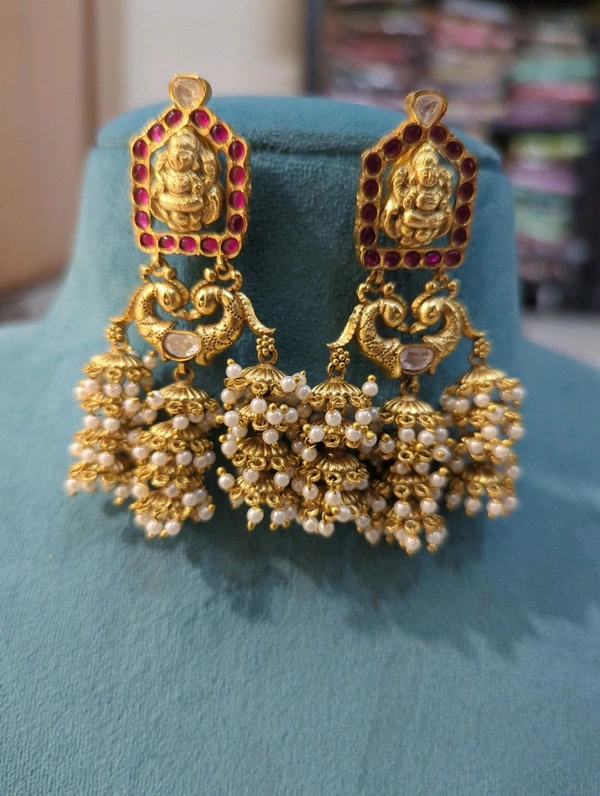 Designer  Jadua Kundan Jumkies