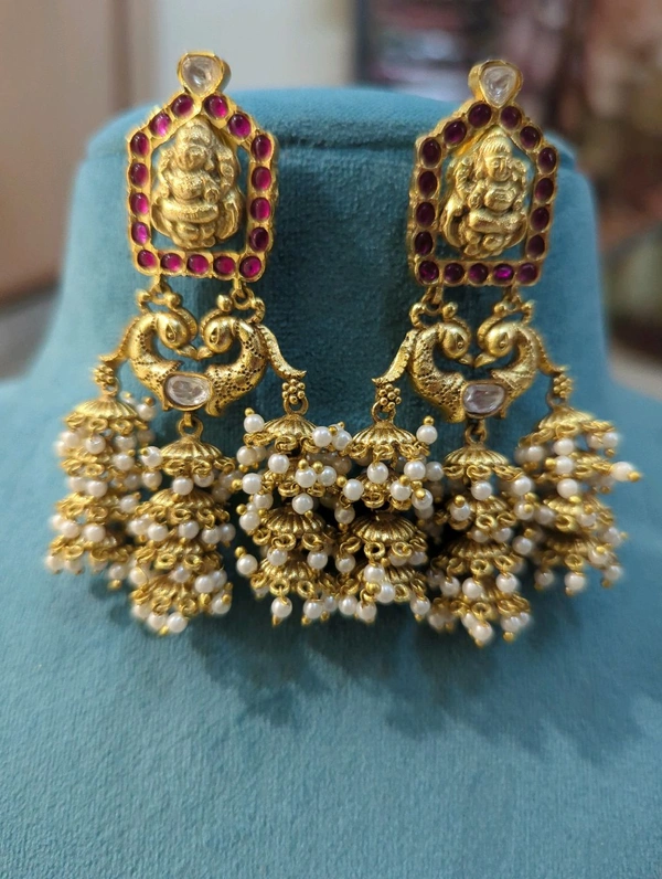 Designer  Jadua Kundan Jumkies