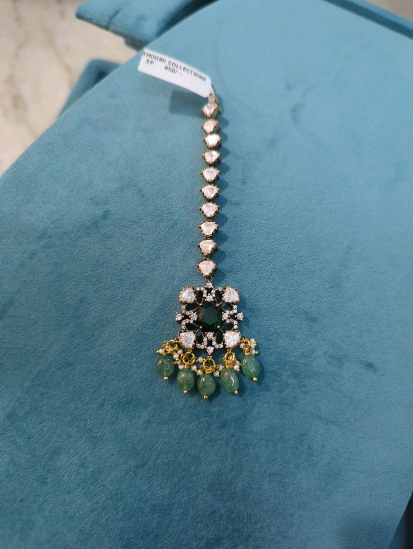 Premium Mossonite Tika 