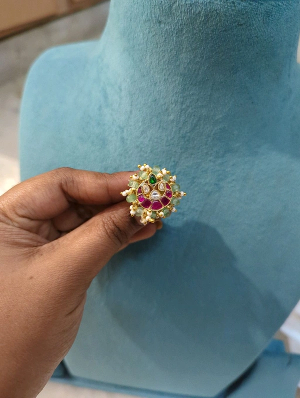 Jadua Kundan Finger Ring - Vz