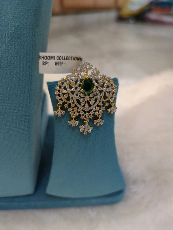 Diomond Copy Pendent  - green, hd