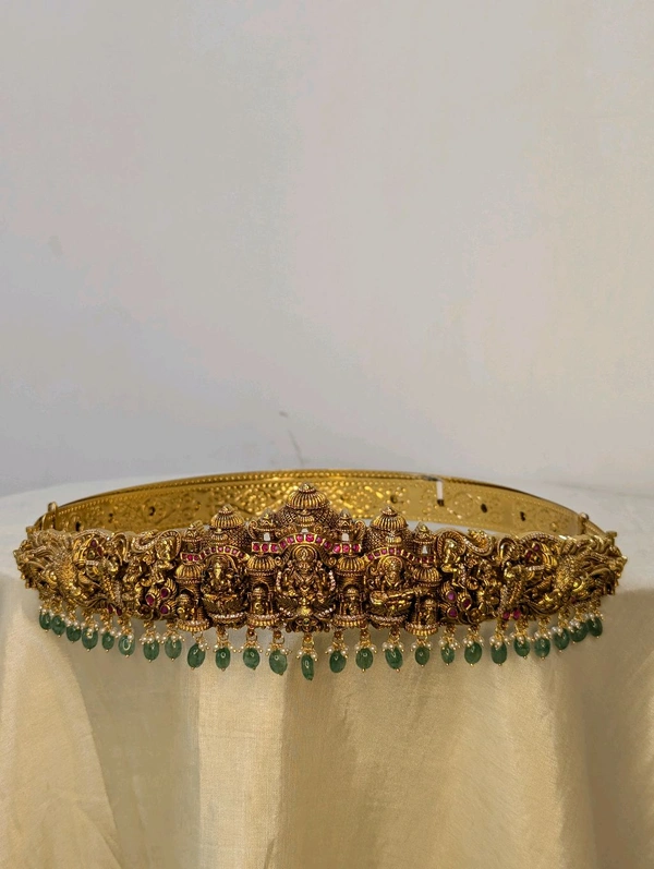 Designer Nakshi Vaddanam - Vz