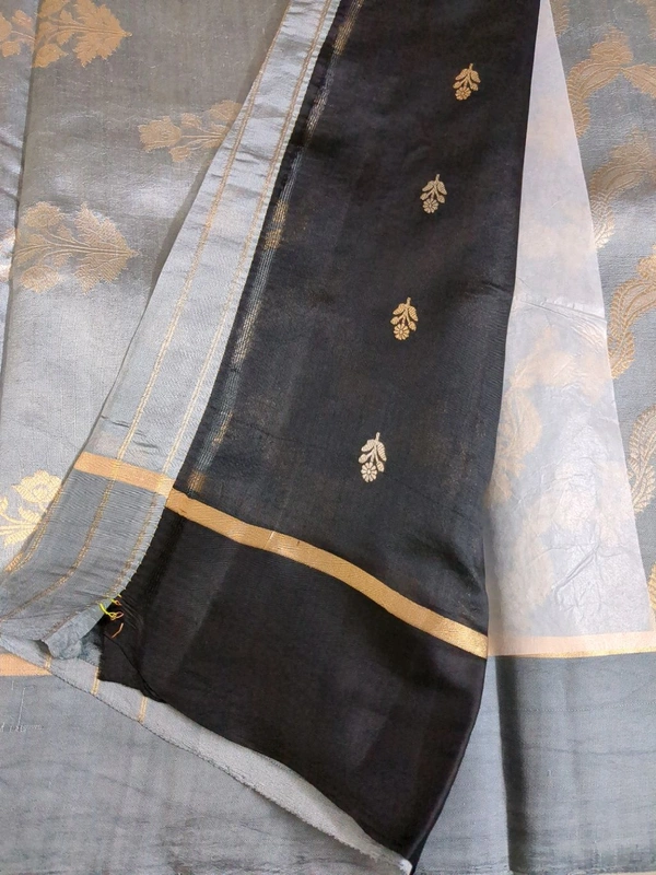 Pure Handloom Raw Mango  Off - Gray