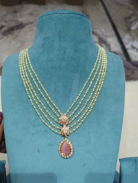 18 Ct Copy Set With Real Beads  - green