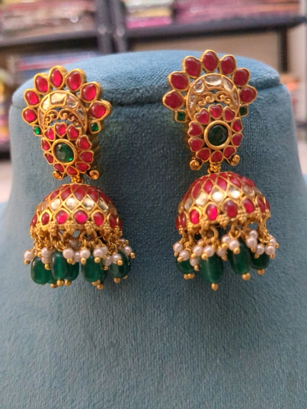 Premium Jadua Kundan Jumkies 