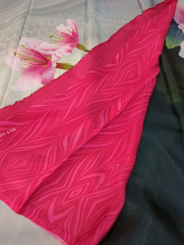 Pure Crepe With Digital  - Silver and Red