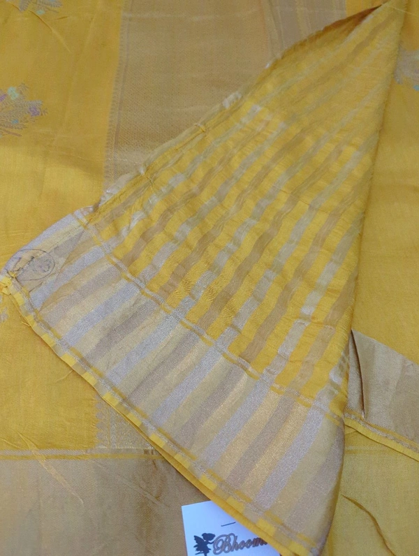 Pure Kanchi Dola Premium  - Gold
