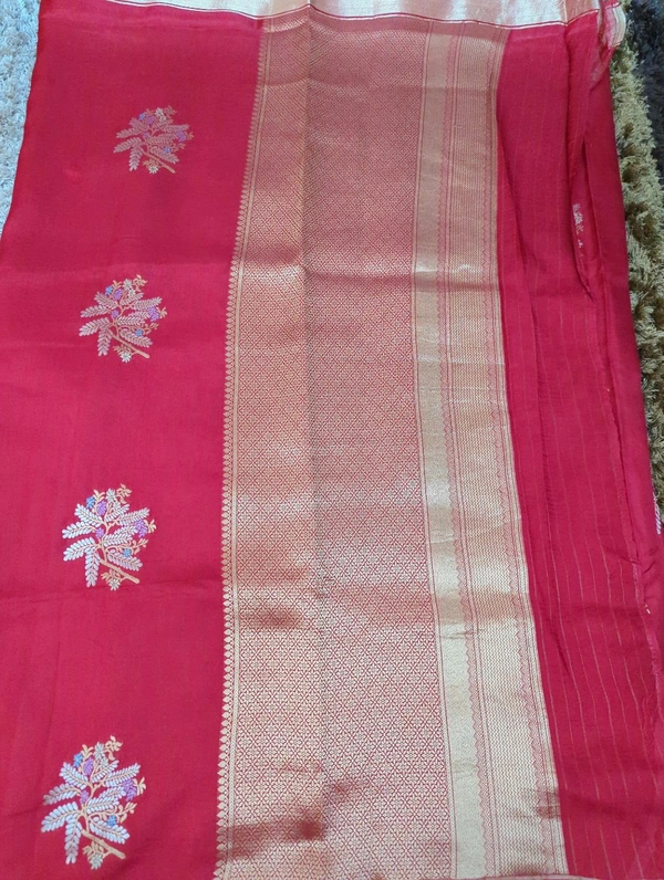Pure Kanchi Dola Premium  - Red