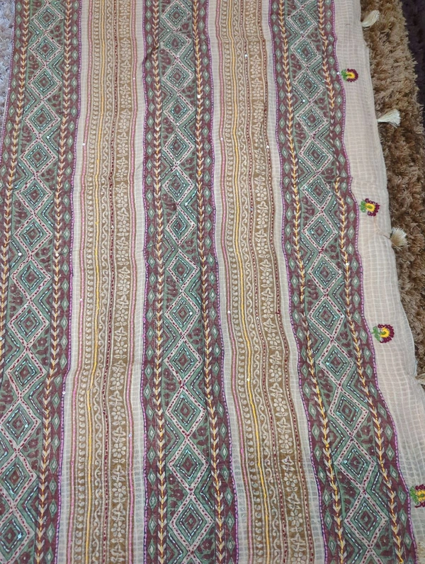 Mul Cotton With Handwork Blockprint - Bone