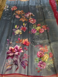 Pure Crepe With Digital  - Gray and red