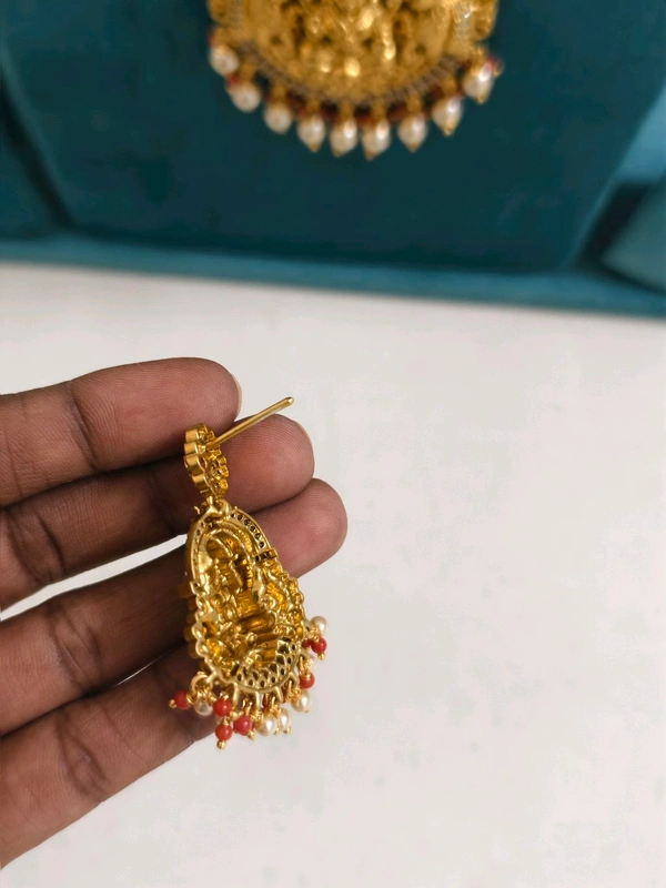 Real Corals , Swarovski Mala With Nakshi Pendant