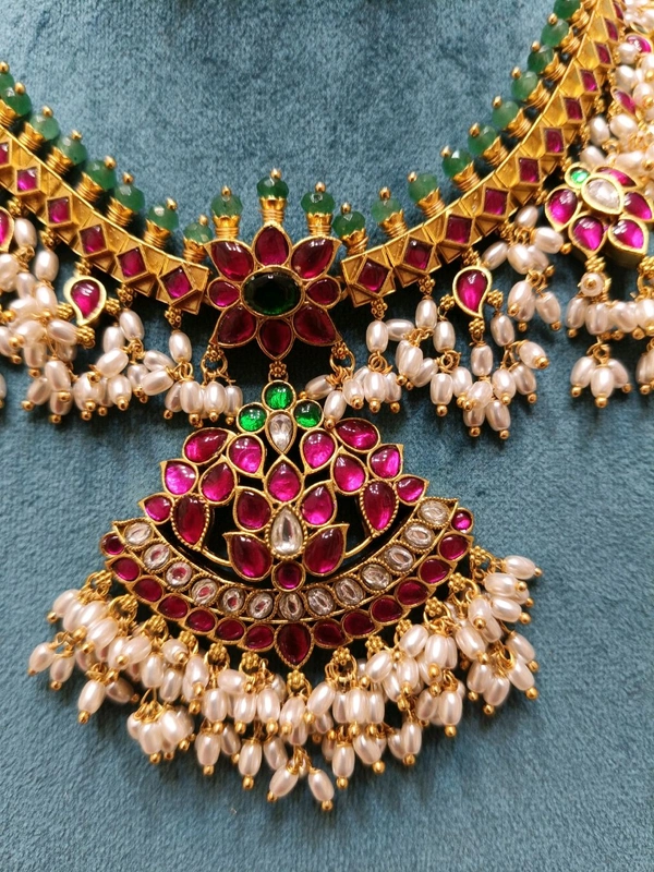 Premium Jadua Kundan Guttapusalu Neck Set With Earring  - Vz