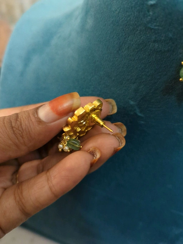 Jadua Kundan Earrings 