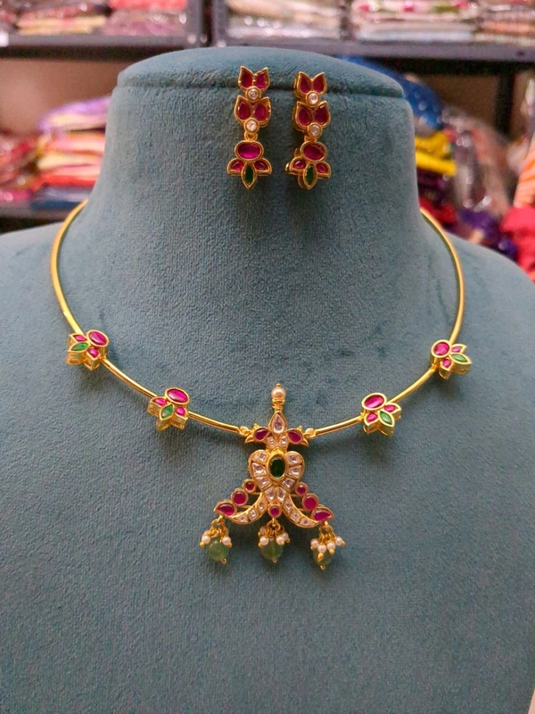 Jadua Kundan Kante With Earring  - Vz