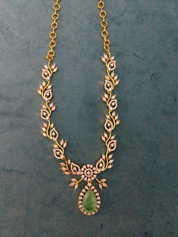 Diamond Copy Neck Set  - Vz, Jungle Mist