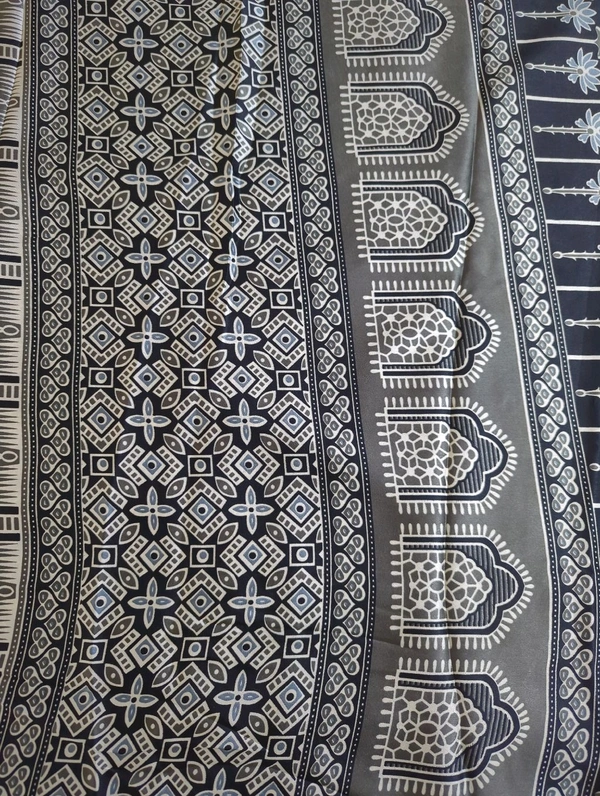 Model Silk Digital  - Gold