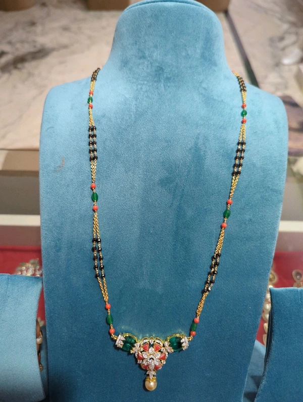 Real Diamond Copy Black Beads  - HD