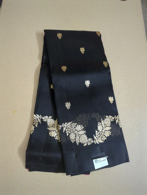 Pure Handloom Organza Kadua Weaving  - Black