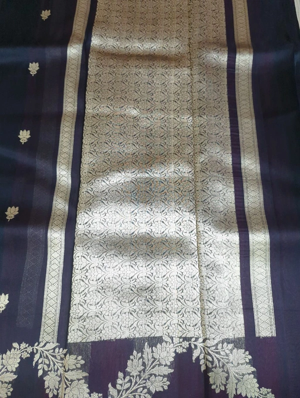 Pure Handloom Organza Kadua Weaving  - Black