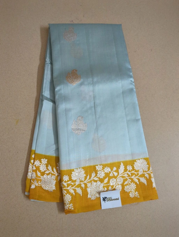 Pure Designer Raw Mango  - mint green