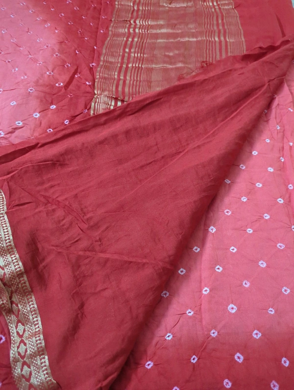 Chiniya Bandini  - Red