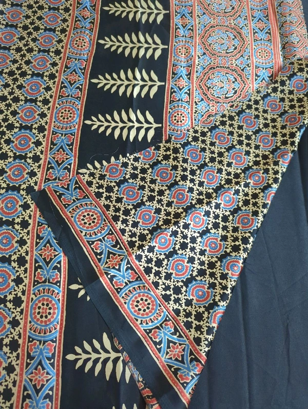 Model Silk Digital  - Black