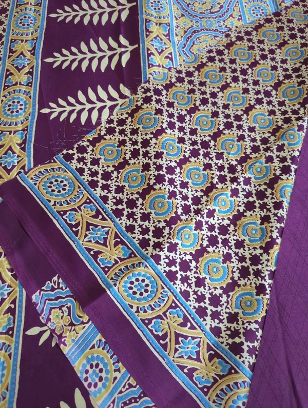 Model Silk Digital  - purple