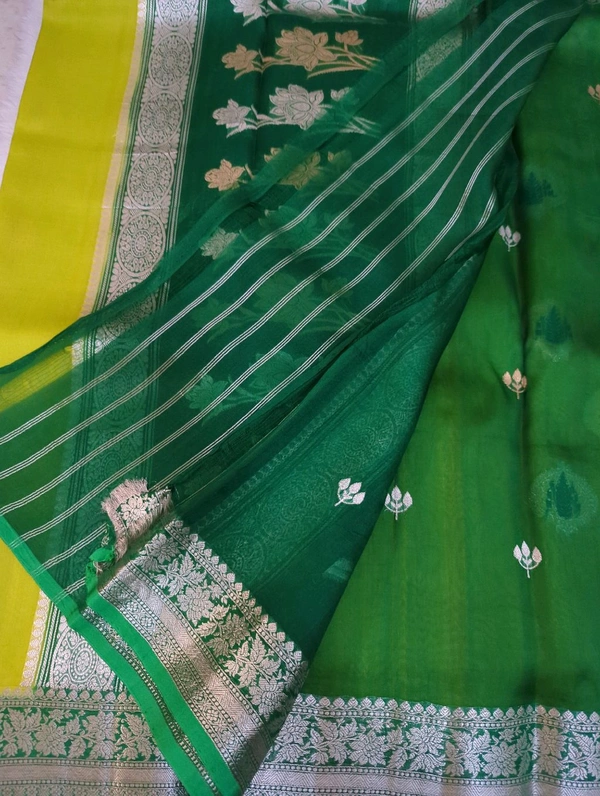 Pure Handloom Kora By Silk  - green