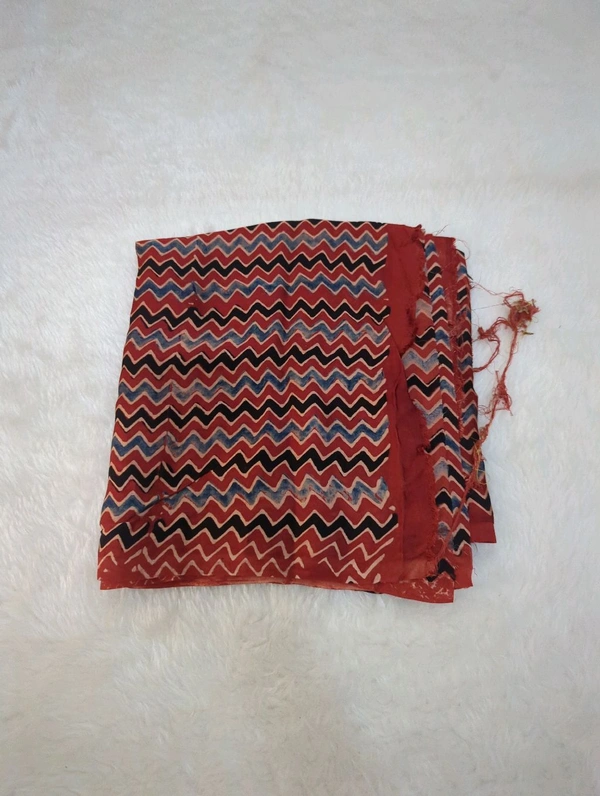 Pure Model With Real Block Print Meter Piece 