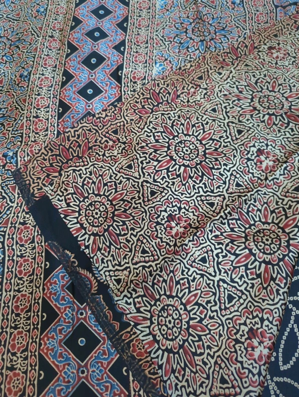 Model Silk Digital  - Black