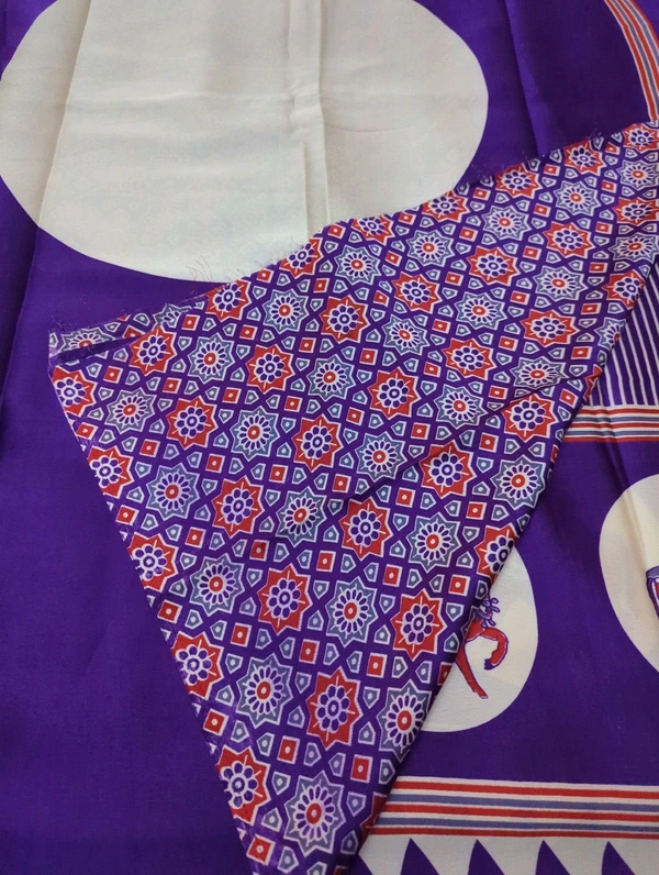 Model Silk Digital  - Electric Violet