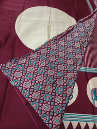 Model Silk Digital  - Purple