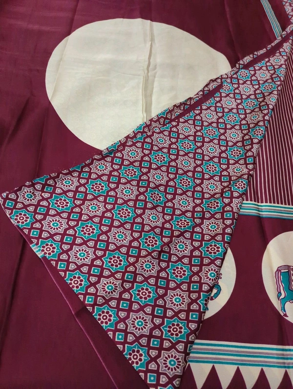 Model Silk Digital  - Purple