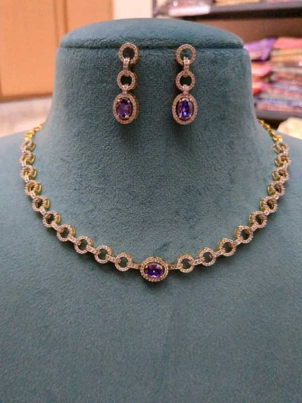 Diamond Copy Neck Set  - Vz, volite