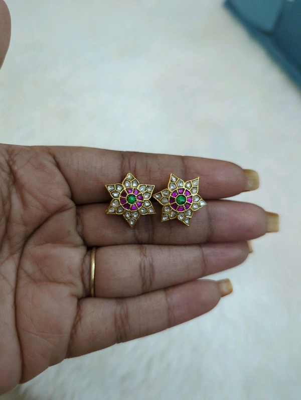 Gold Copy Jadua Kundan Stud's Screw Back - Vz
