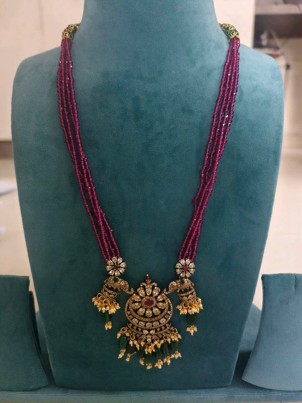 Beads Mala With Victorian Pendant 