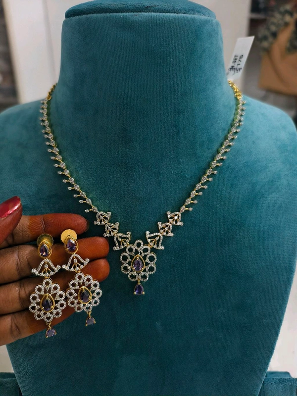 Diamond Copy Neckset