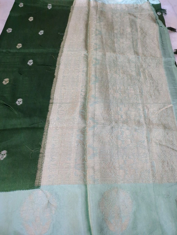 Premium Dola With Mushru Boardes  - green