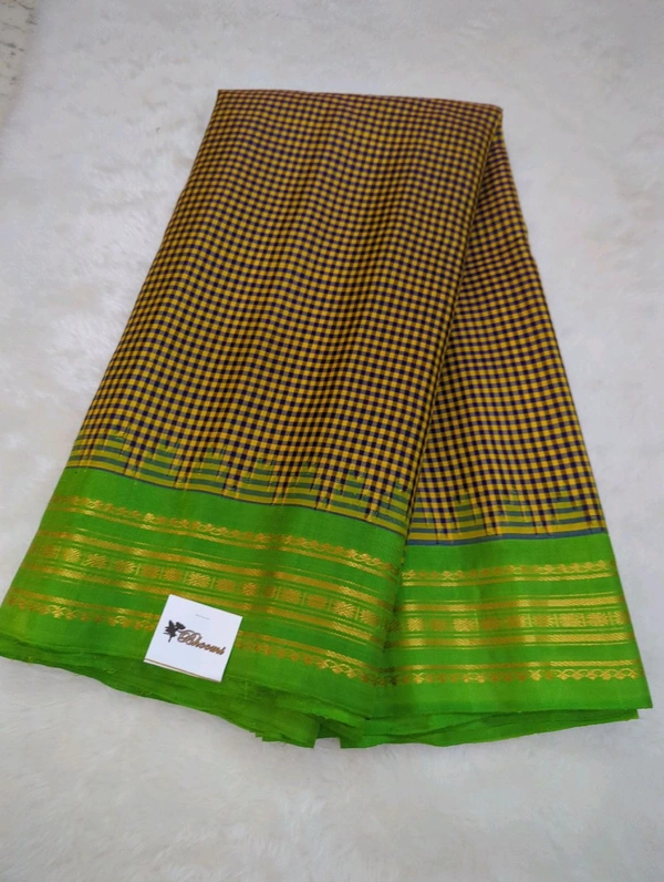 Pure Handloom Gadwal Pattu  - Green