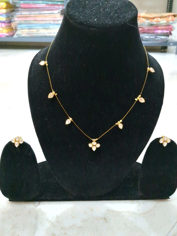 Elegant Mossonite Chain With Studs - Hd