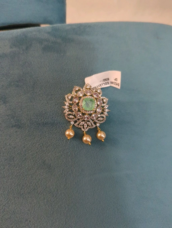 Diamond Copy Pendent  - Vz