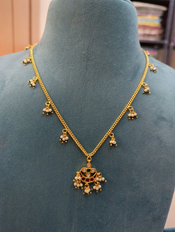 Gold Copy Chain With Jadua Kundan Pendent  - Vz